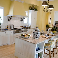Popular Cabinet Painting Trends for Your 2025 Kitchen Makeover