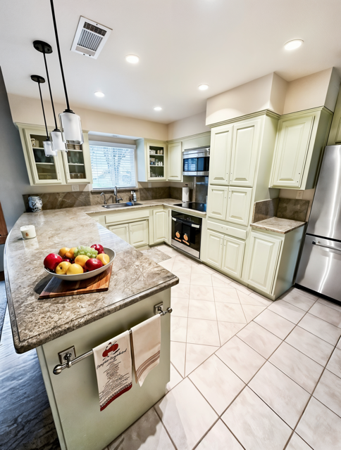 Arroyo Grande | Cabinet Painting Project